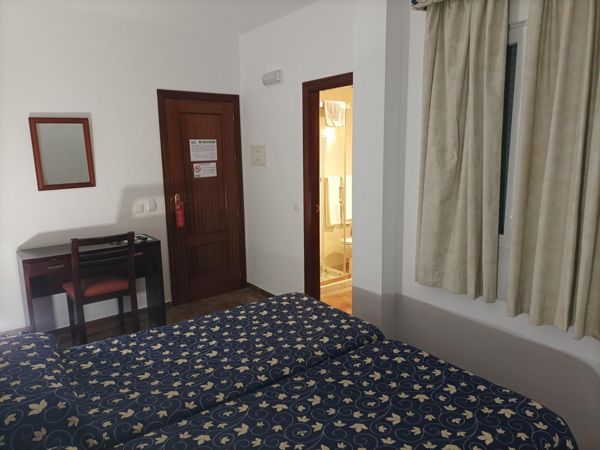 Hotel Hostal San Cayetano Ronda Zewnętrze zdjęcie